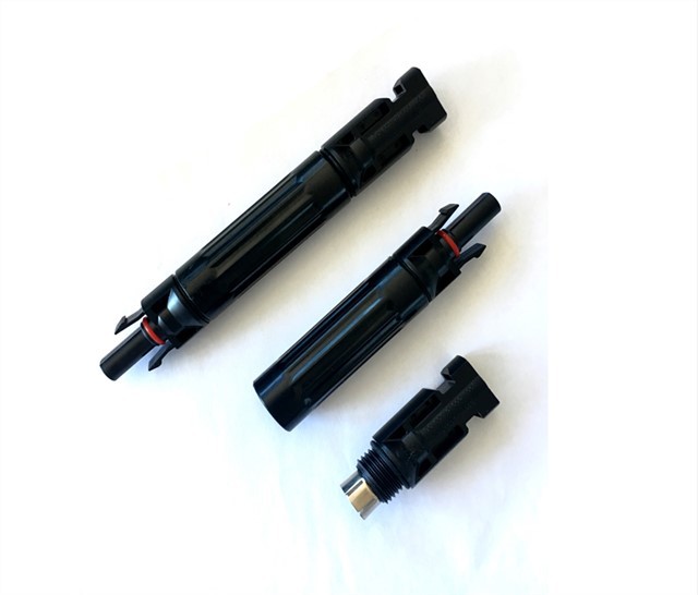 Conector solar com fusível